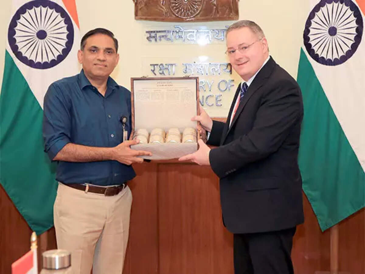 India-US Officials Discuss Key Issues Of Defence Procurement, Reaffirm Commitment To Partnership